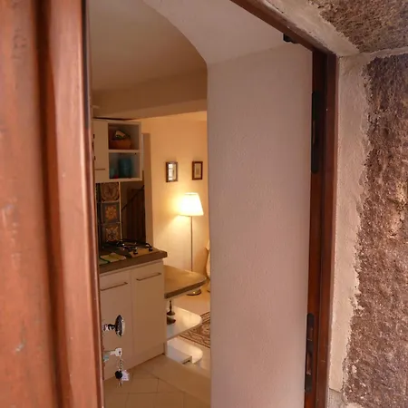 Della Contessa Apartment *